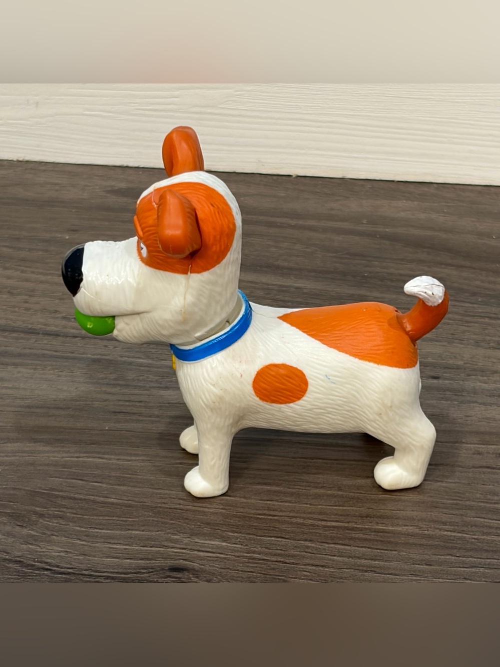 2019 McDonald's Secret Life of Pets 2 Tail Wagging Max Figure